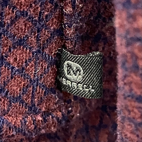 Merrell Indira Snap Burgundy Diamond Knit Hi/lo Placket Pullover Top - Picture 3 of 9